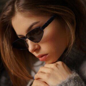 🕶️ New Balenciaga BB0107S 003 Sunglasses - Navy Blue Frame, Blue Lenses